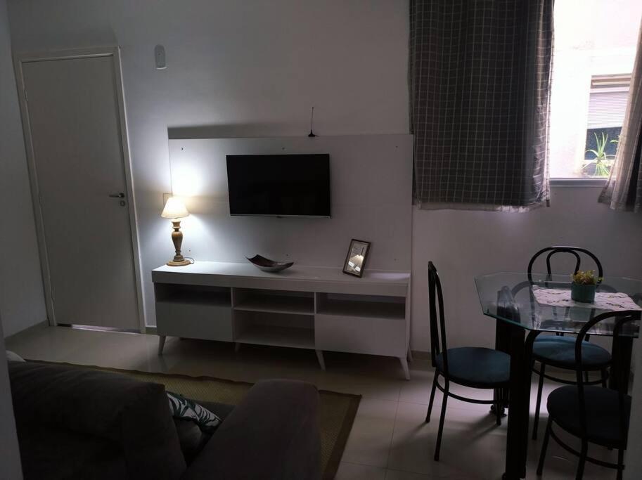 *ape 104- Perto Dutra, Graal E Aman. Apartment *